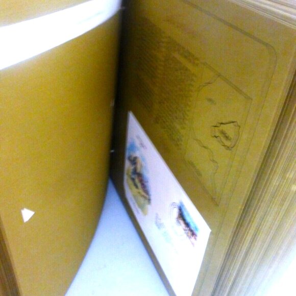 First Day Covers From Around The World STAMP ALBUM Old Stamp Collection Book - Picture 2 of 16